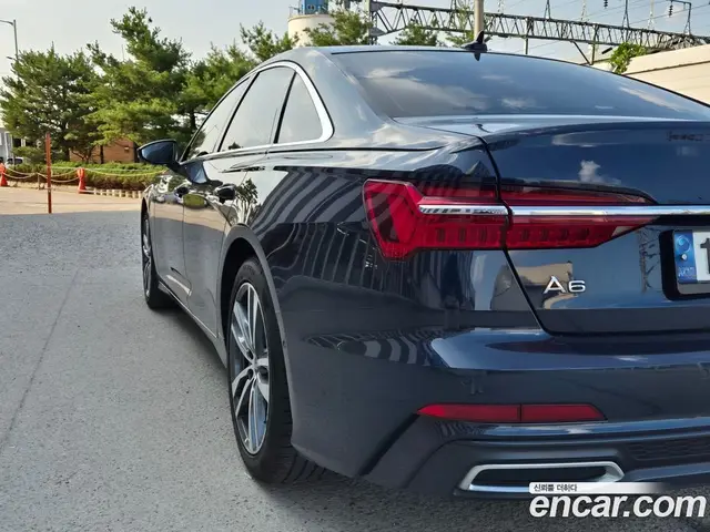 Audi A6 2022 2.0 автомат (гидро), миниатюра 5