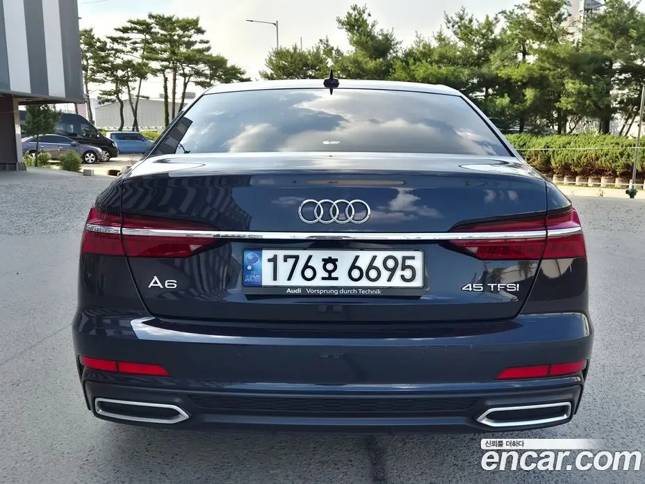 Audi A6 2022 2.0 автомат (гидро), фото 7