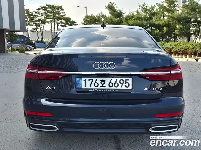 Audi A6 2022 2.0 автомат (гидро), миниатюра 7