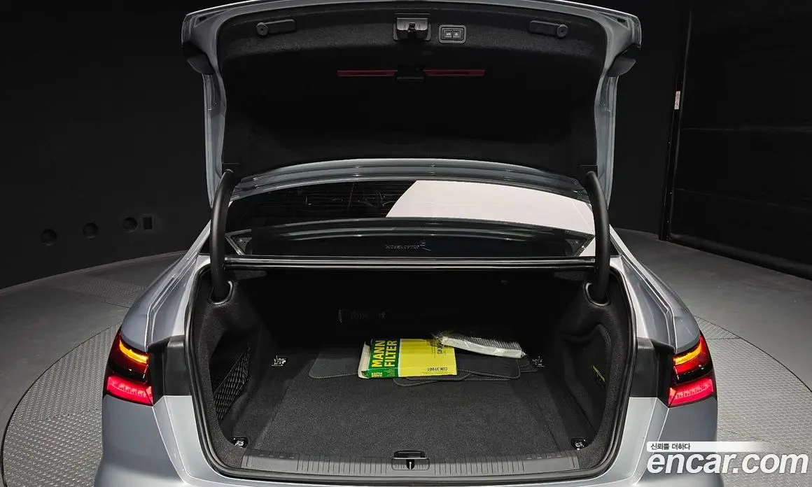 Audi A6 2023 3.0 автомат (гидро), фото 31
