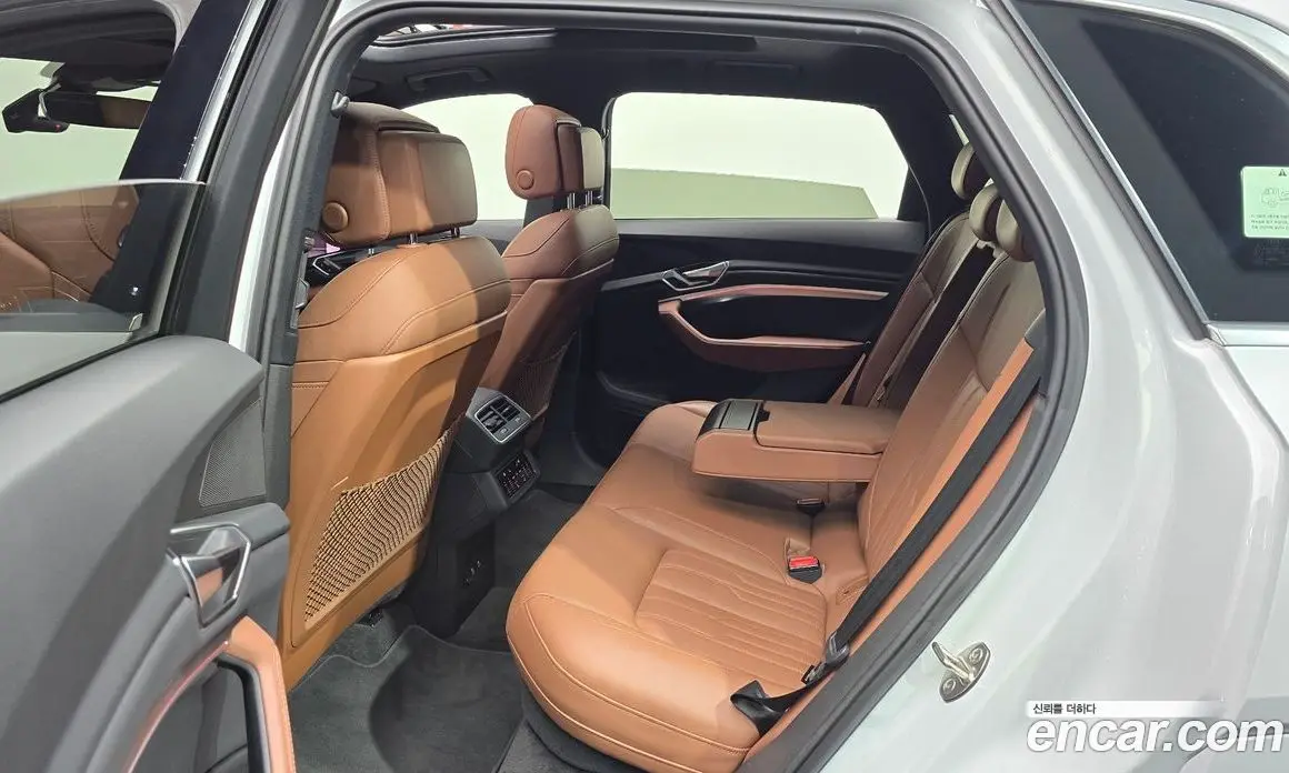 Audi e-tron 2021 0.2 автомат (гидро), фото 12