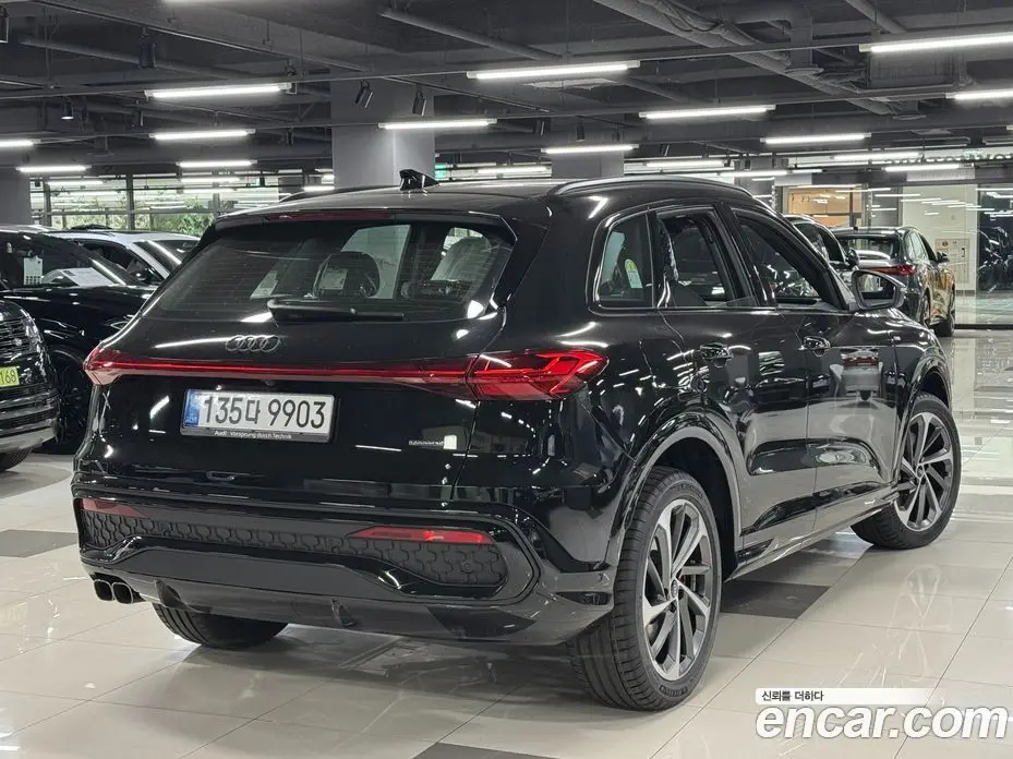 Audi Q5 2025 2.0 автомат (гидро), фото 3