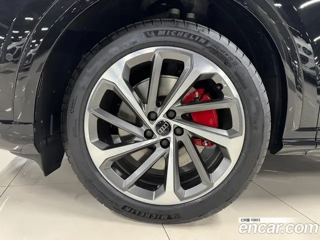 Audi Q5 2025 2.0 автомат (гидро), миниатюра 4