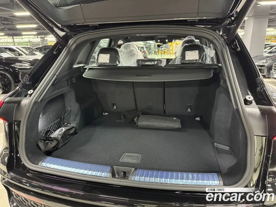 Audi Q5 2025 2.0 автомат (гидро), фото 7