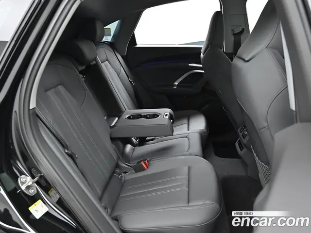 Audi Q5 2025 2.0 автомат (гидро), миниатюра 12