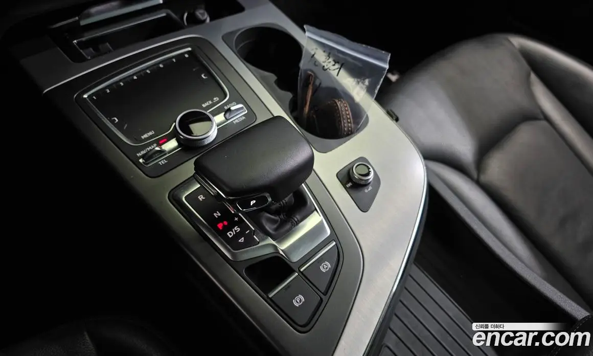 Audi Q7 2019 2.0 автомат (гидро), фото 12