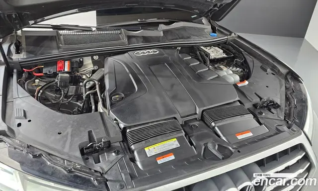 Audi Q7 2019 2.0 автомат (гидро), миниатюра 6