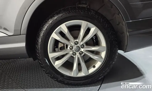 Audi Q7 2019 2.0 автомат (гидро), миниатюра 7