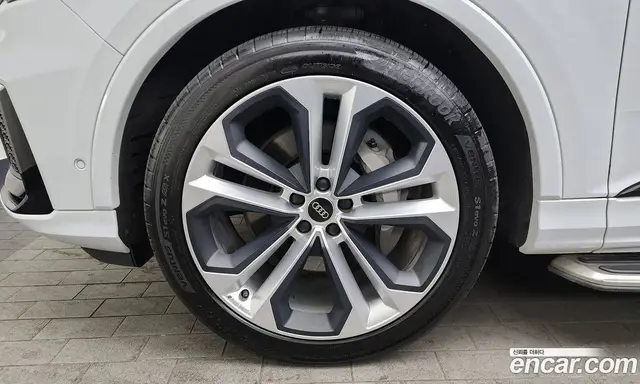 Audi Q7 2023 3.0 автомат (гидро), миниатюра 5