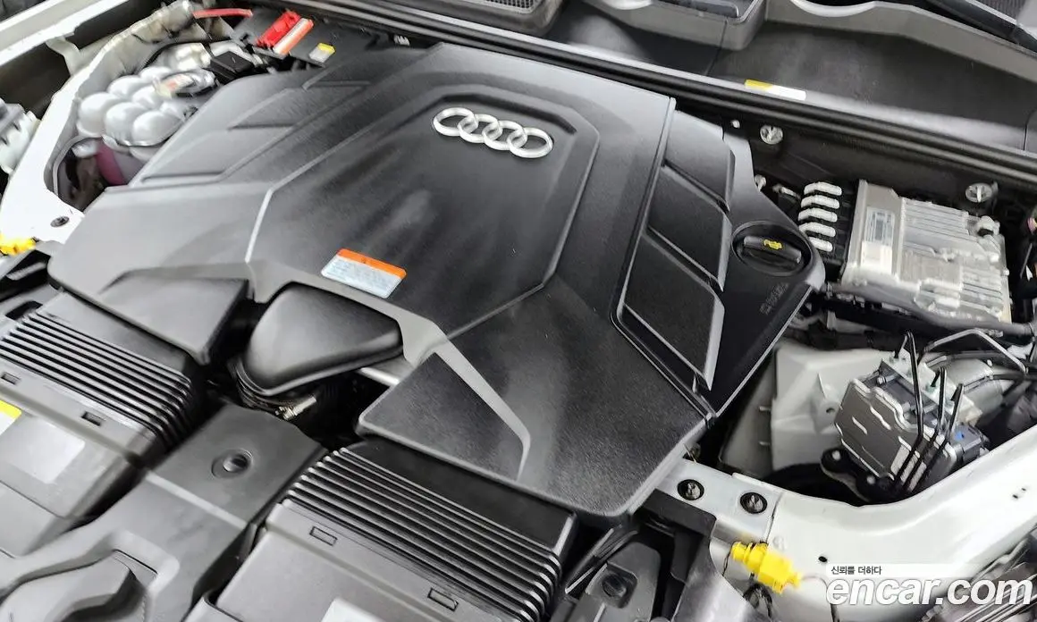 Audi Q7 2023 3.0 автомат (гидро), фото 6