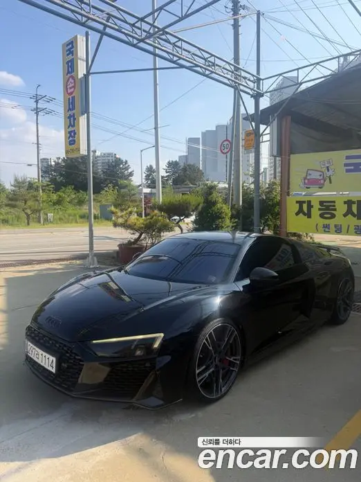 Audi R8 2017 5.2 автомат (гидро), миниатюра 2