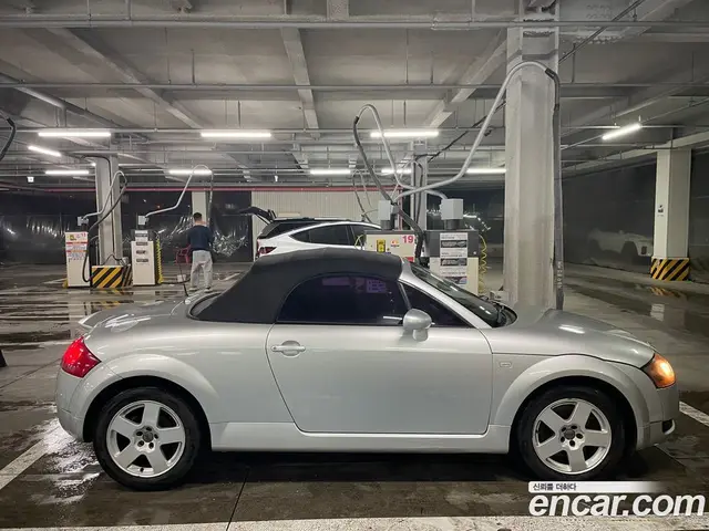 Audi TT 2002 1.8 механика, миниатюра 2