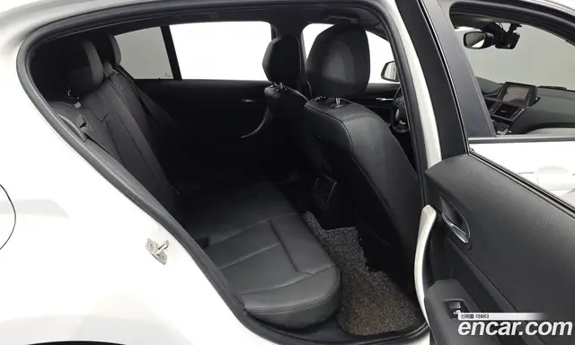 BMW 1 серия 2017 2.0 автомат (гидро), миниатюра 11