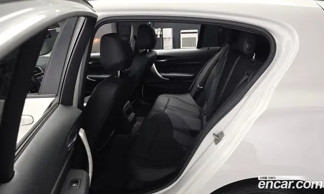 BMW 1 серия 2017 2.0 автомат (гидро), миниатюра 12