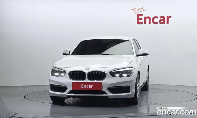 BMW 1 серия 2017 2.0 автомат (гидро), миниатюра 3
