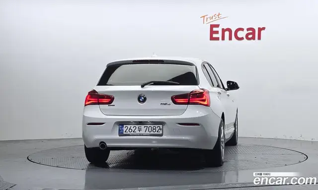 BMW 1 серия 2017 2.0 автомат (гидро), миниатюра 4