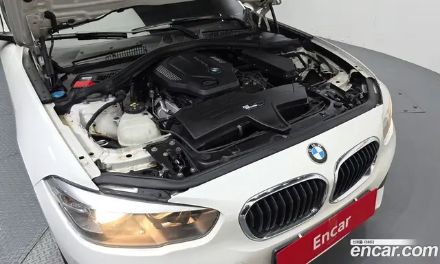 BMW 1 серия 2017 2.0 автомат (гидро), миниатюра 6