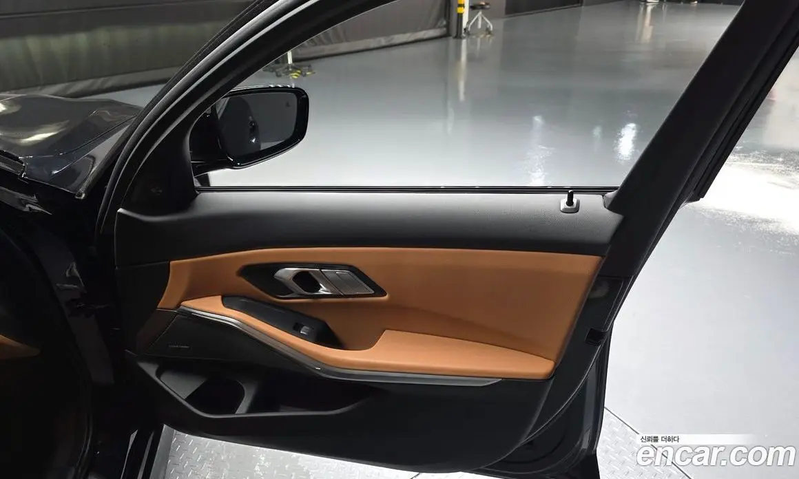 BMW 3 серия 2023 2.0 автомат (гидро), фото 14
