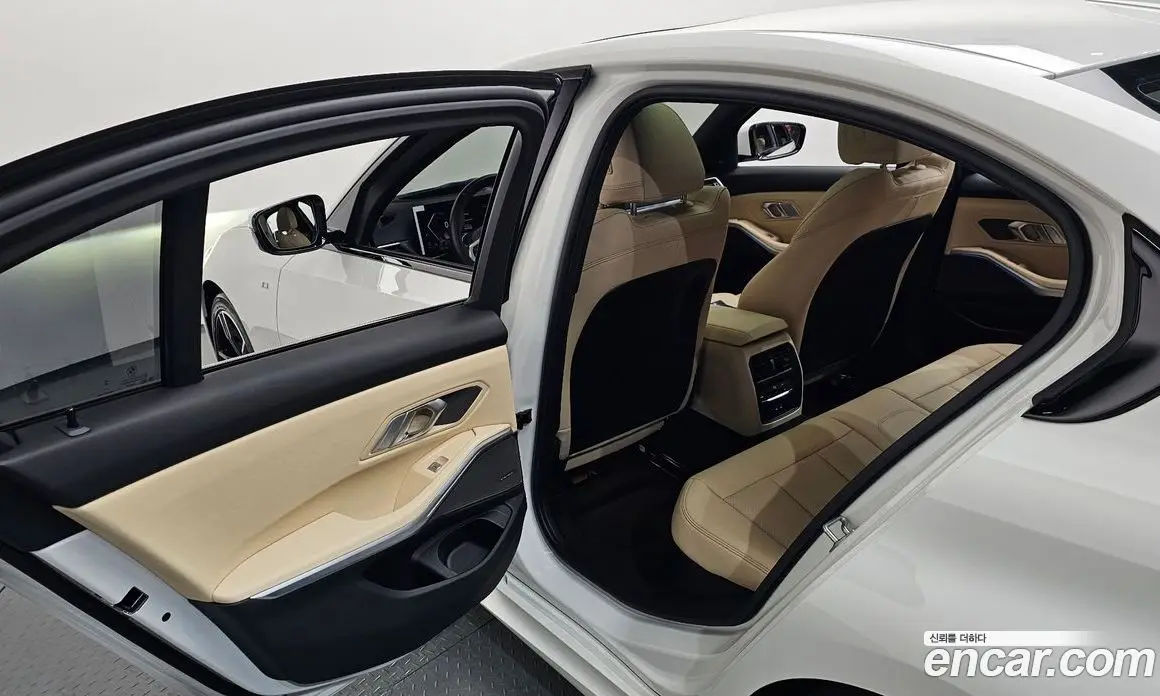 BMW 3 серия 2024 2.0 автомат (гидро), фото 28