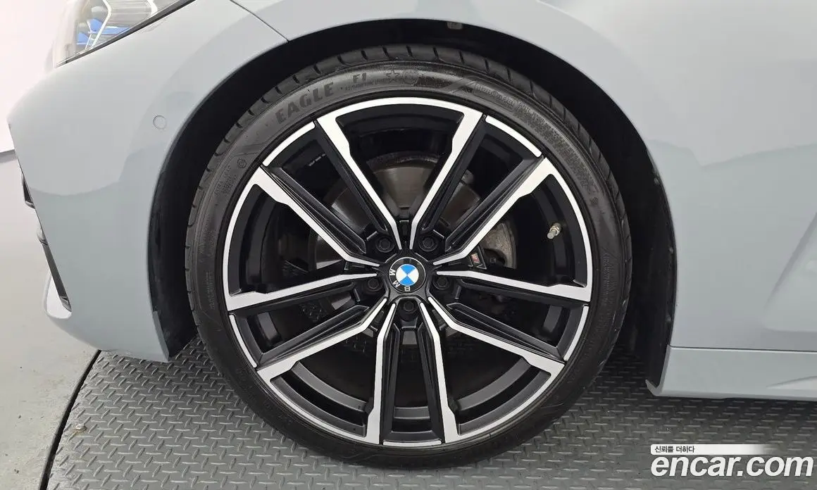 BMW 4 серия 2023 2.0 автомат (гидро), фото 5