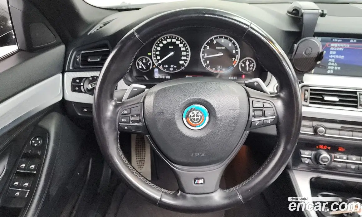 BMW 5 серия 2012 4.4 автомат (гидро), фото 13