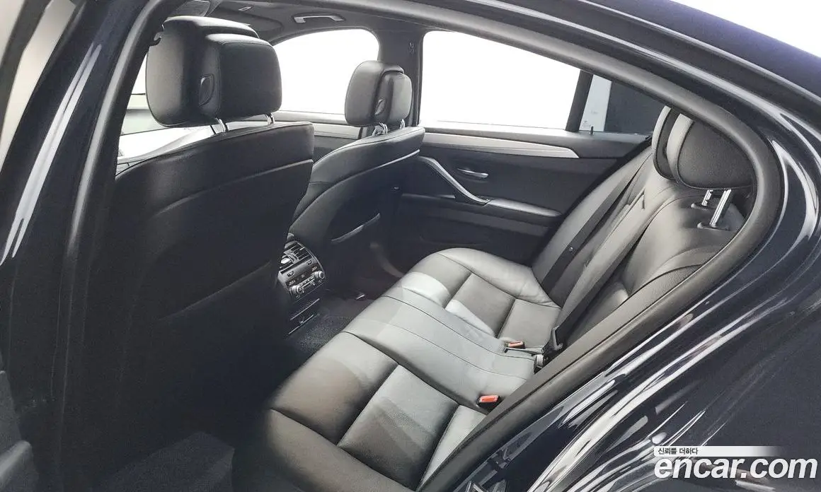 BMW 5 серия 2012 4.4 автомат (гидро), фото 20