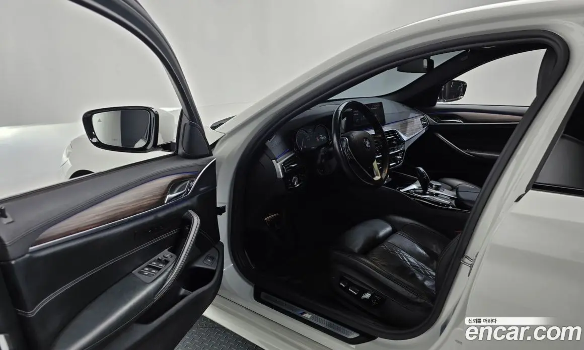 BMW 5 серия 2017 2.0 автомат (гидро), фото 13