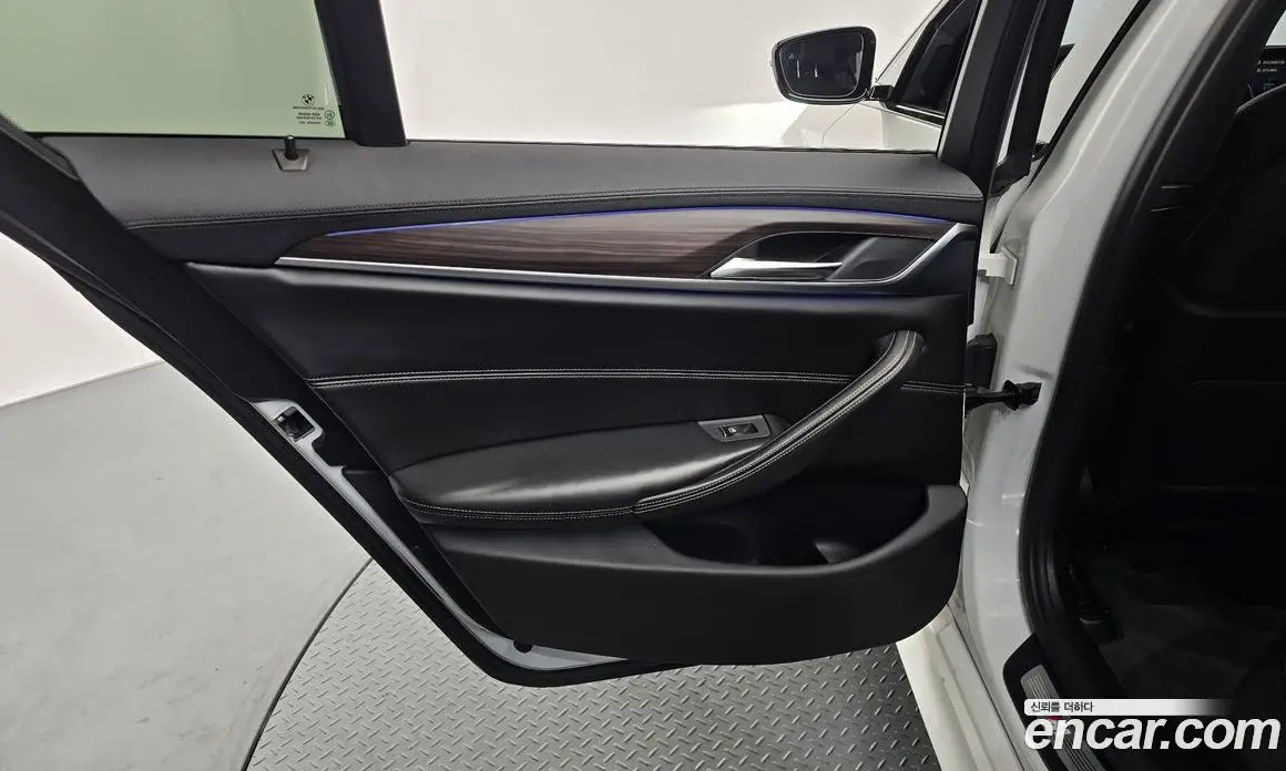 BMW 5 серия 2017 2.0 автомат (гидро), фото 15