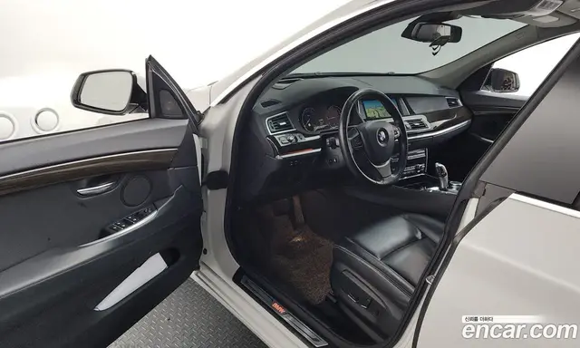 BMW 5 серия 2017 2.0 автомат (гидро), миниатюра 10