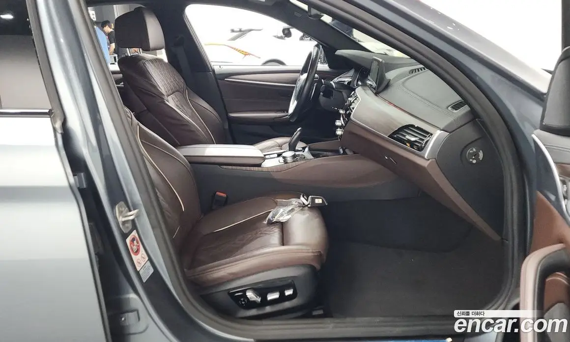 BMW 5 серия 2017 2.0 автомат (гидро), фото 11