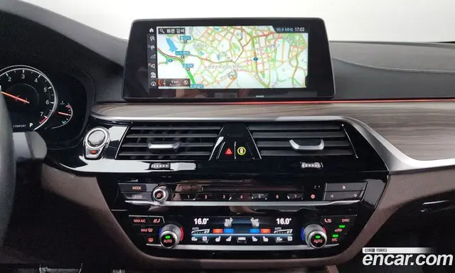 BMW 5 серия 2017 2.0 автомат (гидро), миниатюра 12