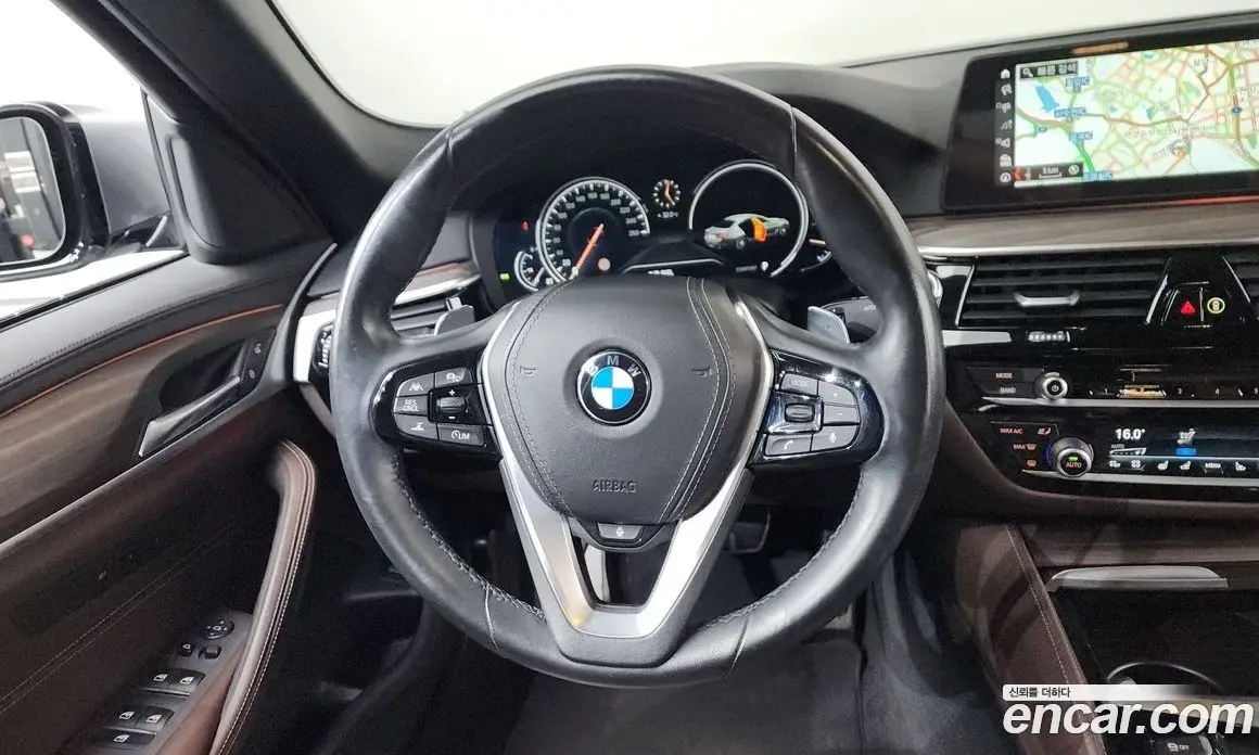 BMW 5 серия 2017 2.0 автомат (гидро), фото 13