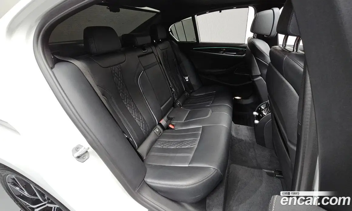 BMW 5 серия 2022 2.0 автомат (гидро), фото 17