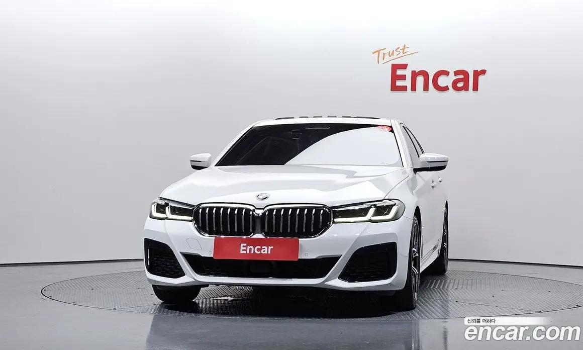 BMW 5 серия 2022 2.0 автомат (гидро), фото 3