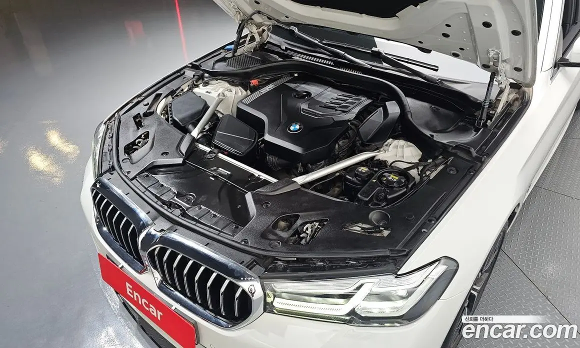 BMW 5 серия 2022 2.0 автомат (гидро), фото 6