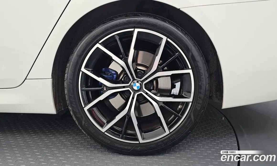 BMW 5 серия 2022 2.0 автомат (гидро), фото 7