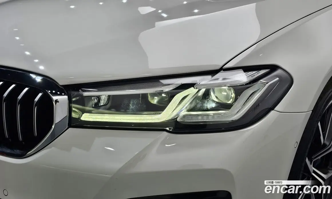 BMW 5 серия 2022 2.0 автомат (гидро), фото 8