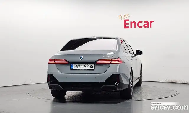 BMW 5 серия 2025 2.0 автомат (гидро), миниатюра 4