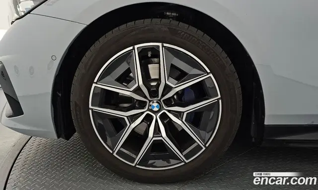 BMW 5 серия 2025 2.0 автомат (гидро), миниатюра 5