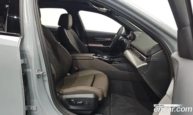 BMW 5 серия 2025 2.0 автомат (гидро), миниатюра 10