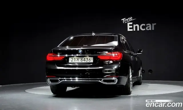 BMW 7 серия 2017 4.4 автомат (гидро), миниатюра 3