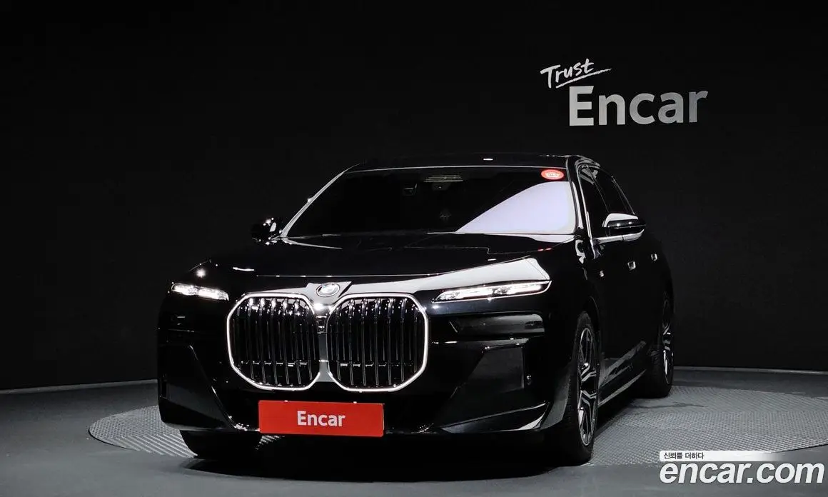 BMW 7 серия 2023 3.0 автомат (гидро), фото 3