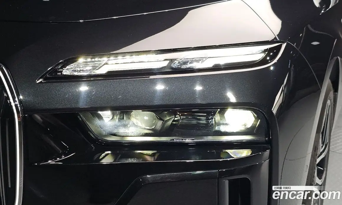 BMW 7 серия 2023 3.0 автомат (гидро), фото 8