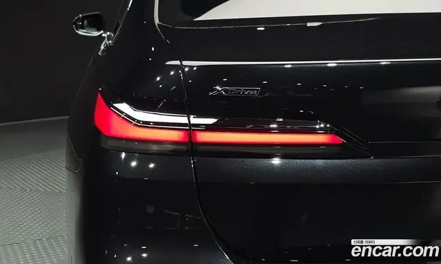 BMW 7 серия 2023 3.0 автомат (гидро), миниатюра 9