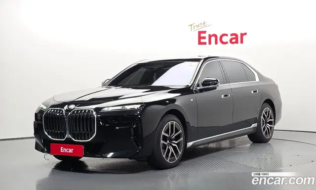 BMW 7 серия, 2024, 69 734 км