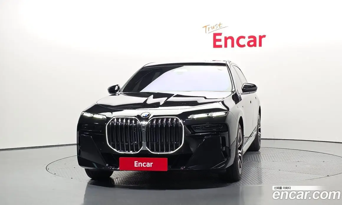 BMW 7 серия 2024 3.0 автомат (гидро), фото 3