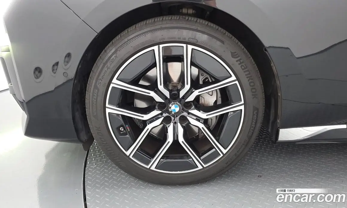 BMW 7 серия 2024 3.0 автомат (гидро), фото 5