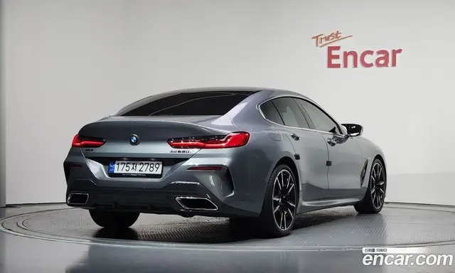 BMW 8 серия 2024 4.4 автомат (гидро), миниатюра 2
