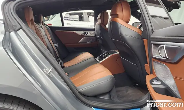 BMW 8 серия 2024 4.4 автомат (гидро), миниатюра 12