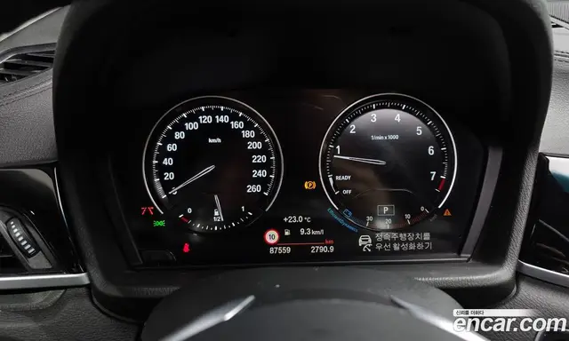 BMW X1 2022 2.0 автомат (гидро), миниатюра 11